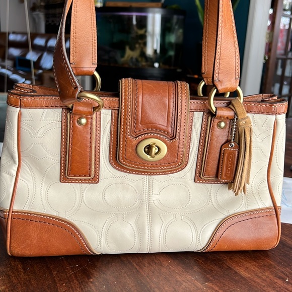 Coach Hampton’s Signature Stitched Carryall Flap Satchel - Picture 2 of 10